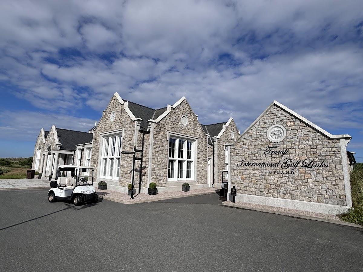 Trump International (New) golf course photograph 4